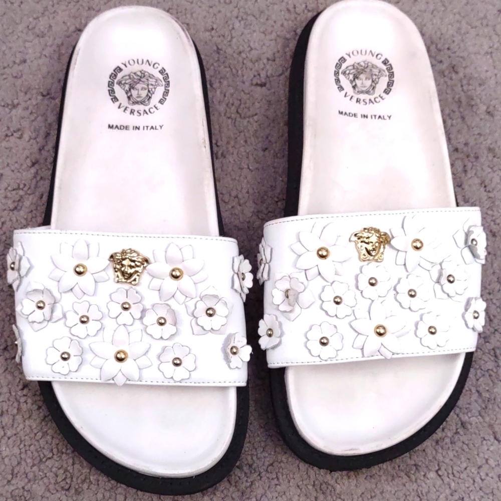 VERSACE SLIDES - Picture 1 of 3